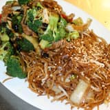 J & J Wonton Noodle House