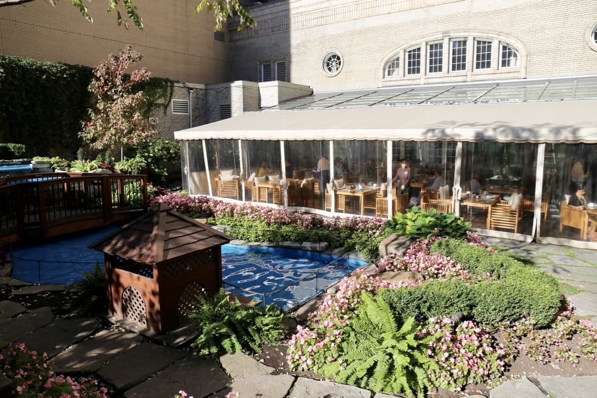 Maison Boulud food