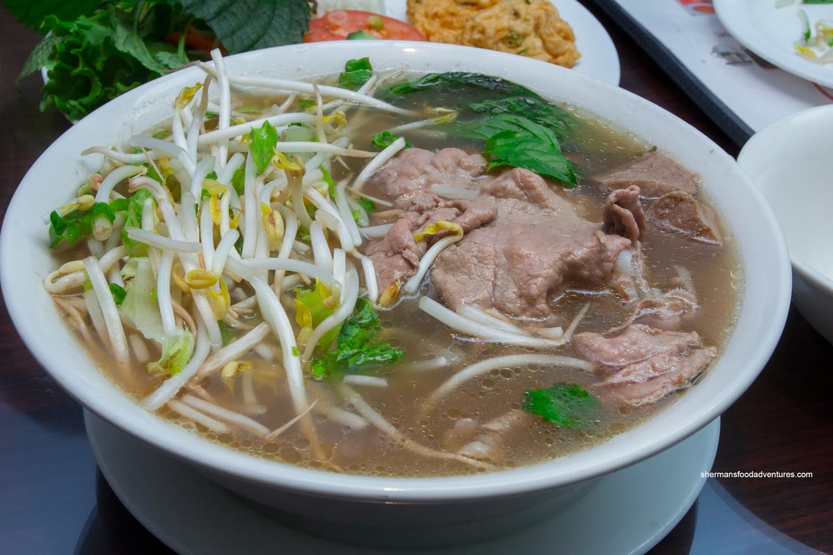 Bun Cha Ca Hoang Yen food