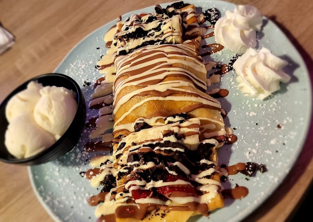 D Spot Dessert Cafe Calgary 17th Ave food