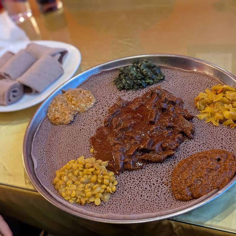 Fassil Restaurant food