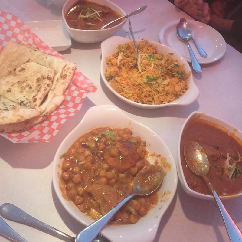 Hot Million Indian Cuisine food