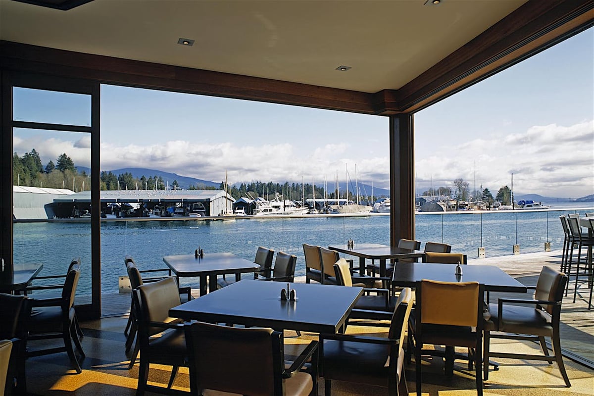 Lift Bar Grill View - Downtown Vancouver