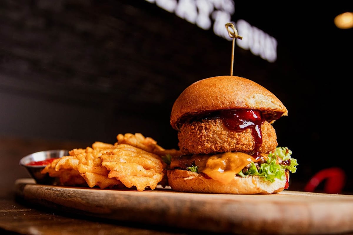 Meat The Bun — best hidden gem restaurants in Edmonton, Spring 2026