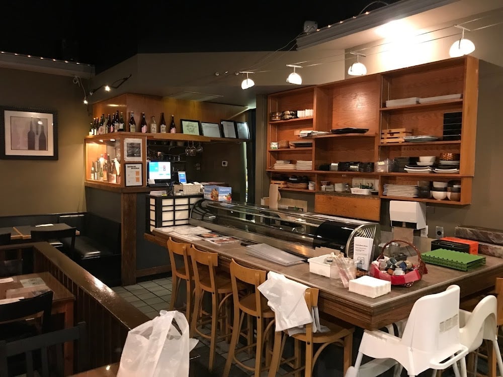 Sushi Bistro Anzu food