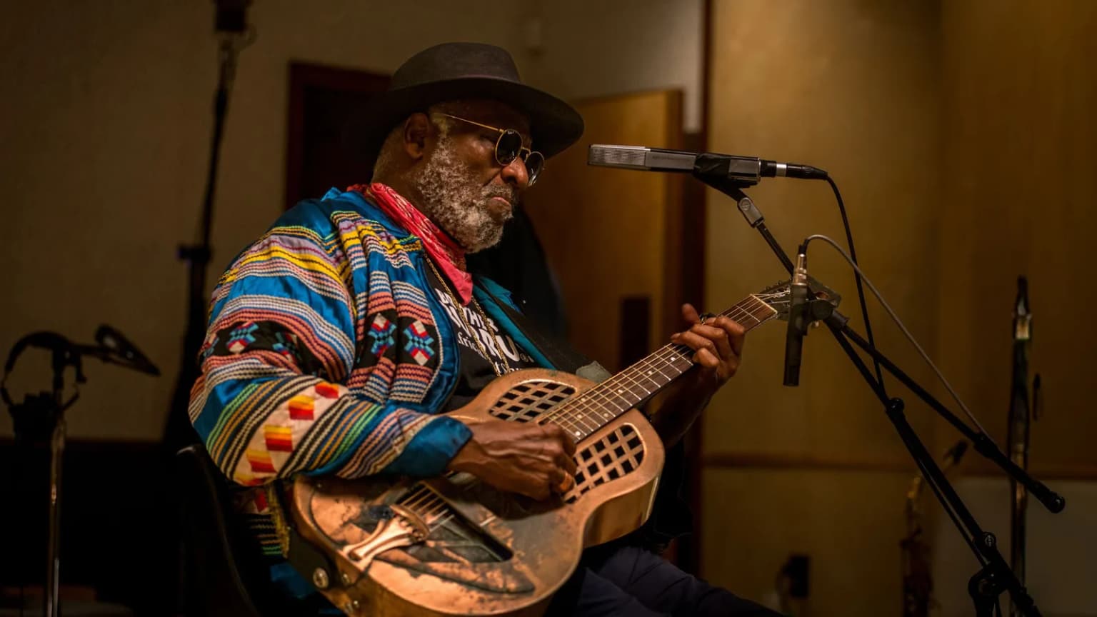 Taj Mahal & The Phantom Blues Band