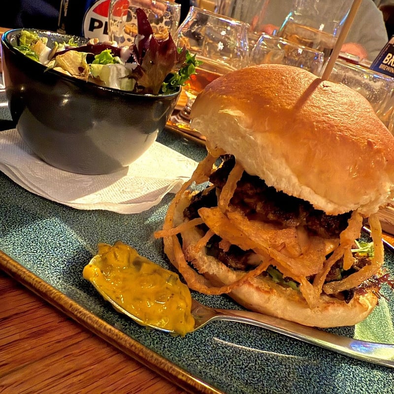 Brazen Hall Kitchen & Brewery food