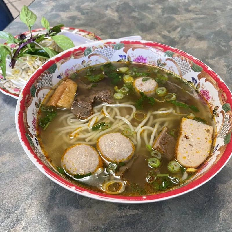Bun Bo Hue Deli photo 3