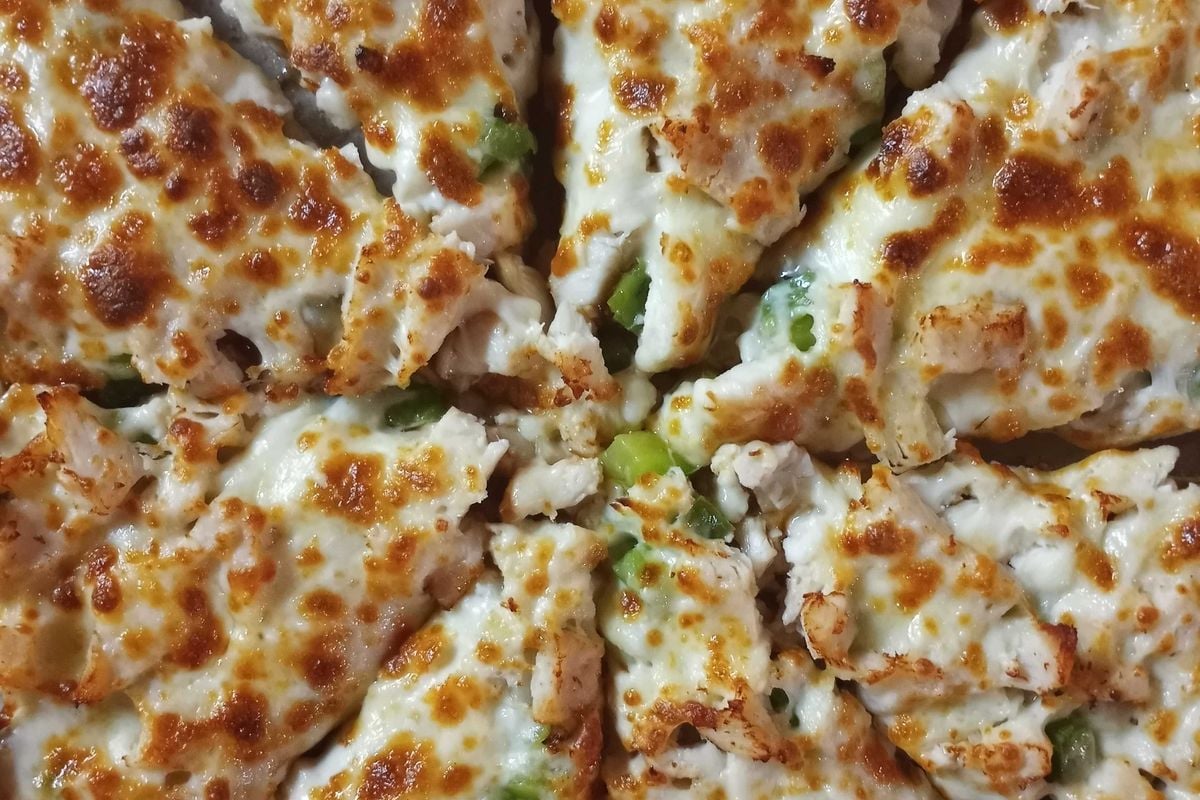 Canadian Pizza Unlimited and Sharwama Red Deer(clearview) photo 2