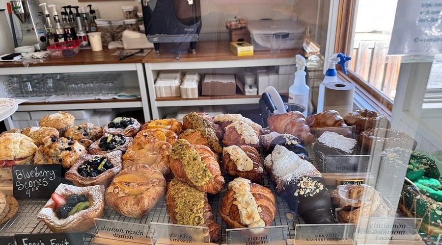 Canela Vegan Bakery & Cafe photo 2