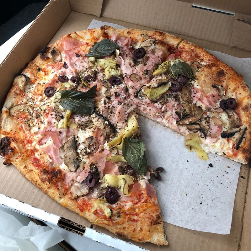 Captain's Oven Pizza Vancouver photo 2