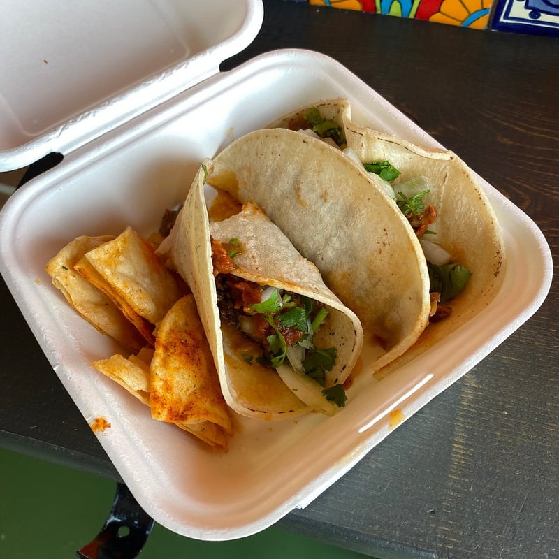 El Este Taqueria Tacos & Cervezas photo 2