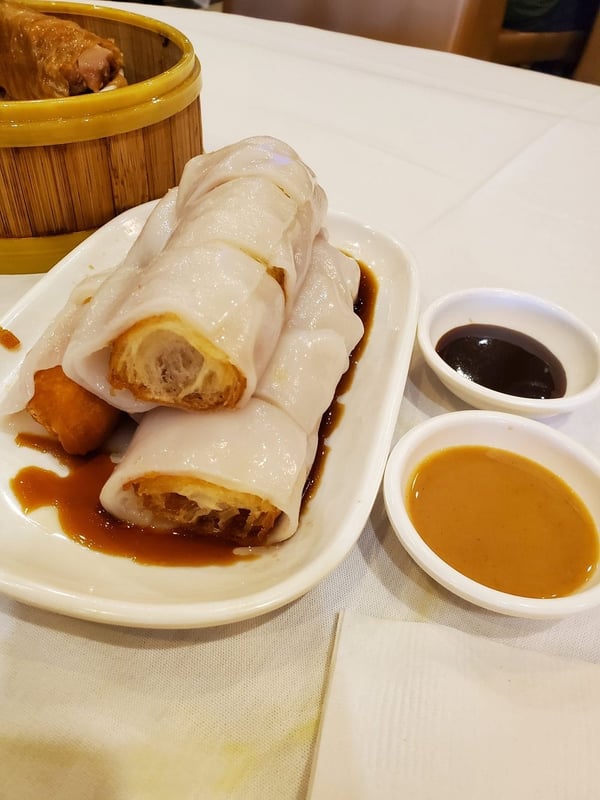 Emperor's Palace Chinese Cuisine food