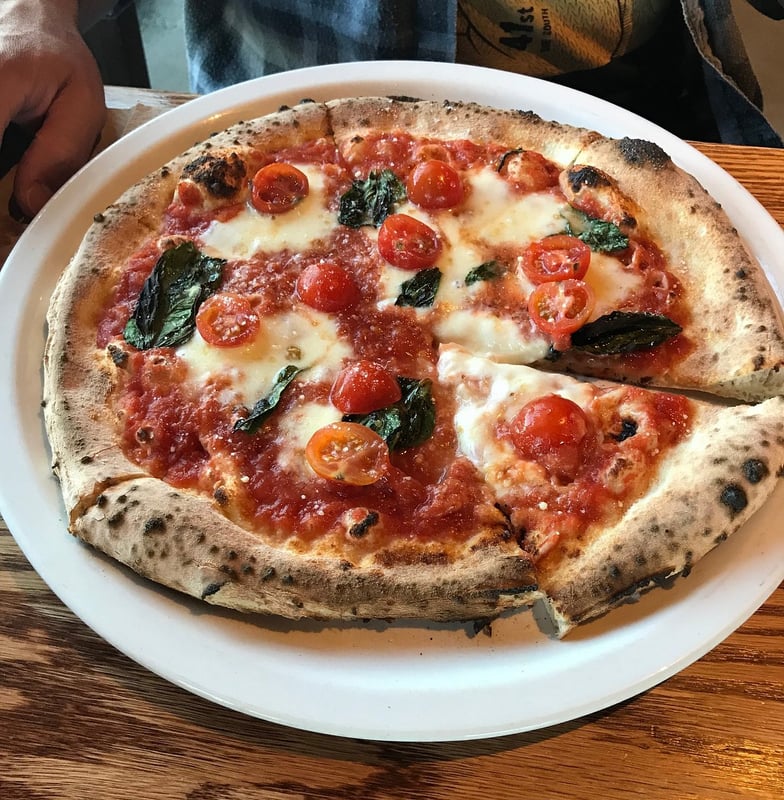 Famoso Italian Pizzeria photo 5
