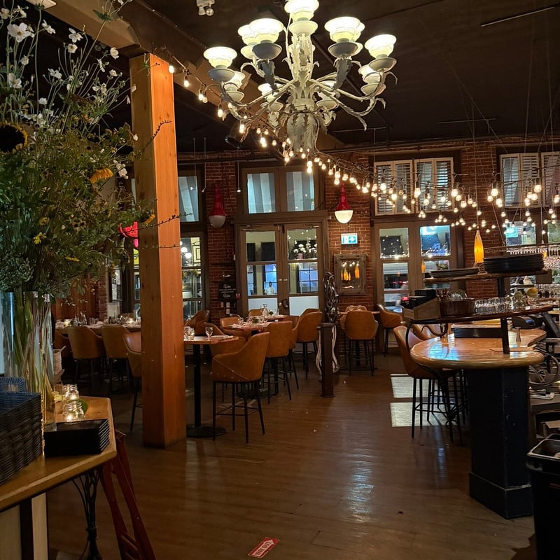 Finn's Seafood Chops Cocktails — best patios in Victoria, Spring 2026