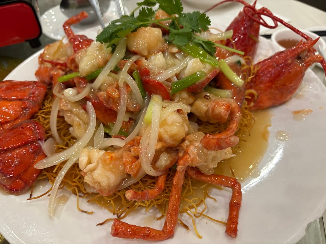 Golden Jade Palace Seafood & Dim Sum Restaurant photo 2