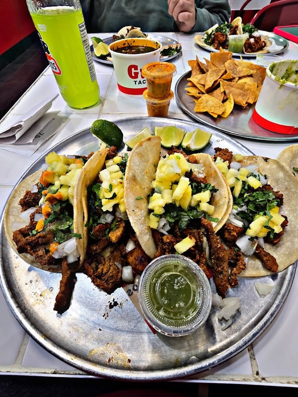 Gus Tacos photo 2