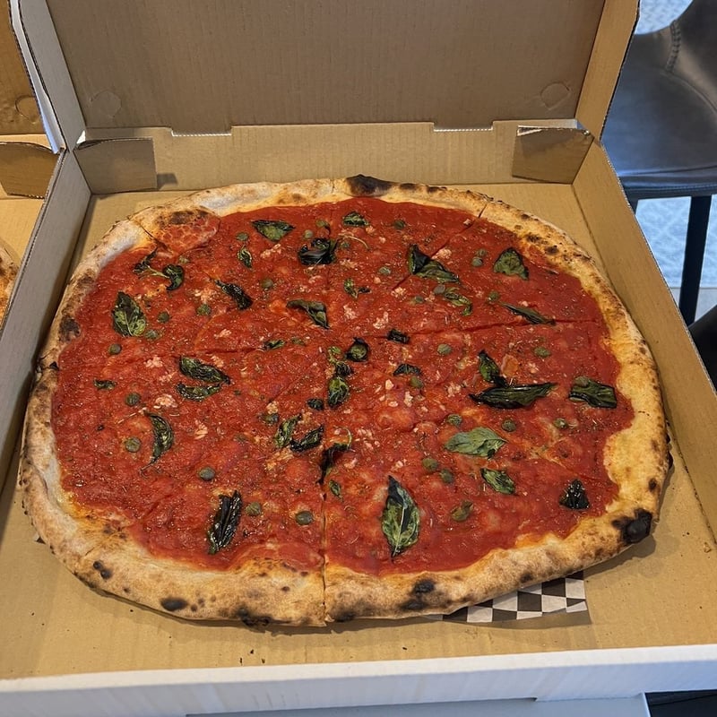 Hot House Pizza food