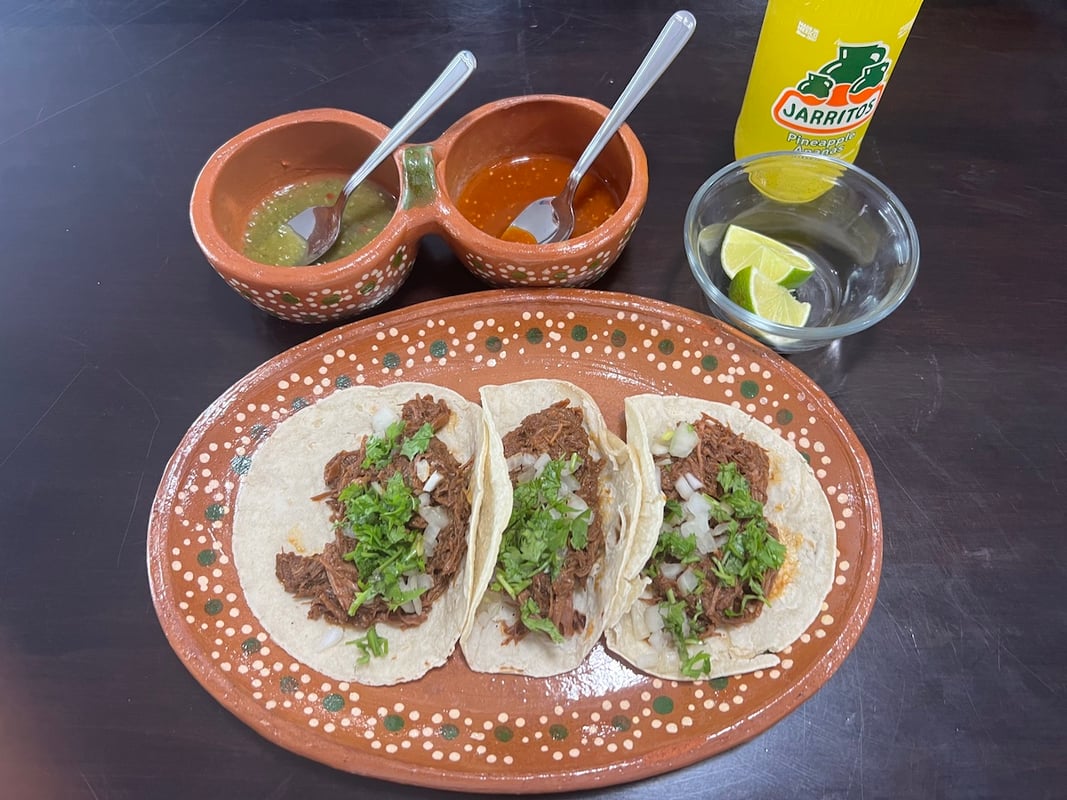 La Morenita food