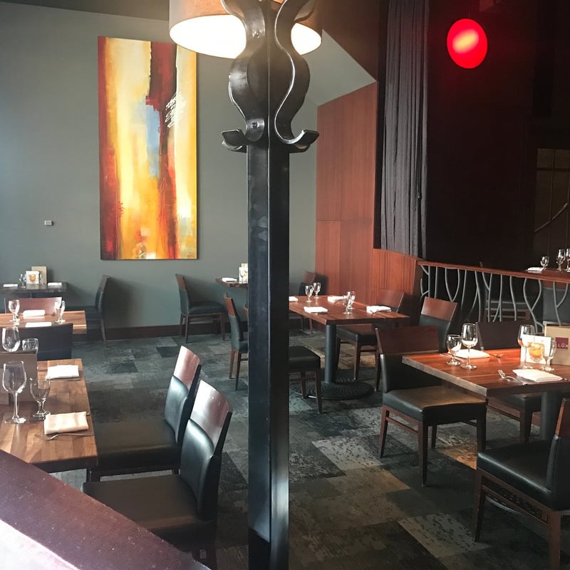 LUX Steakhouse + BAR94 photo 4