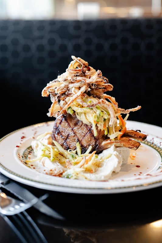 Mano's Restaurant & Lounge photo 5