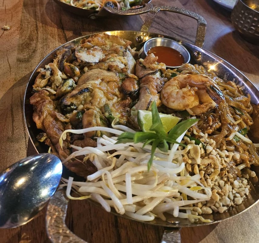 Muay Thai Bar & Restaurant — best thai restaurants in Toronto, Spring 2026