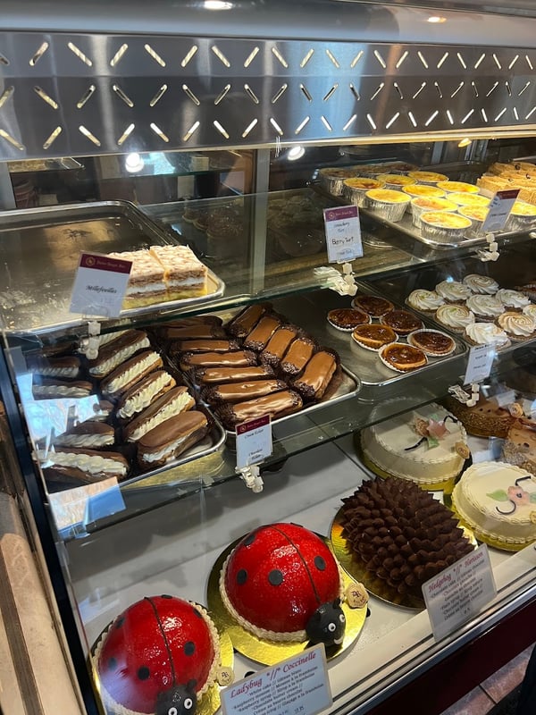 Patisserie Fine Delice Royal — best bakeries in Ottawa, Spring 2026