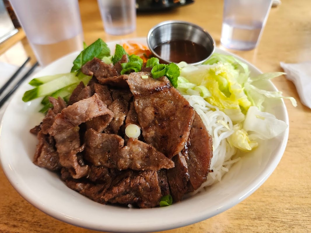 Pho Jean-Talon photo 4