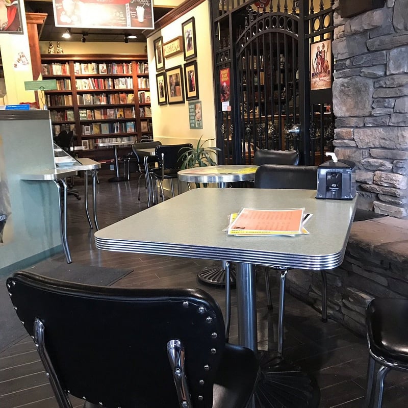 Pulp Fiction Coffee House/Robbie Rare Books photo 2