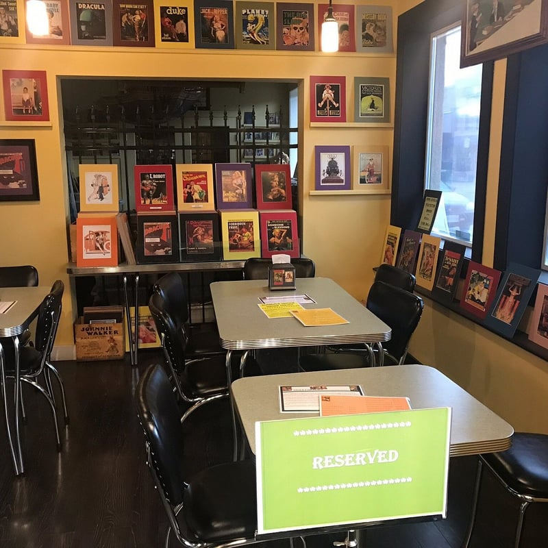Pulp Fiction Coffee House/Robbie Rare Books photo 3