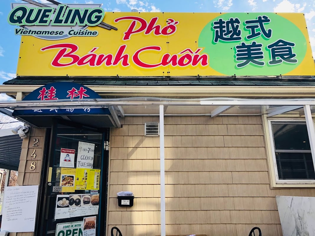Que Ling Vietnamese Cuisine food