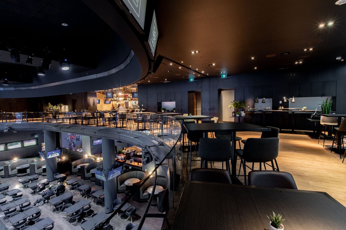 Real Sports Bar & Grill photo 4