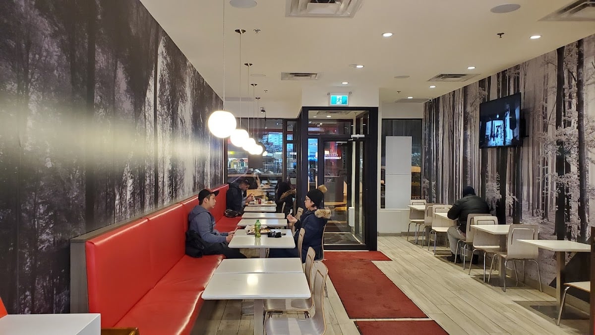 Restaurant Boustan photo 2