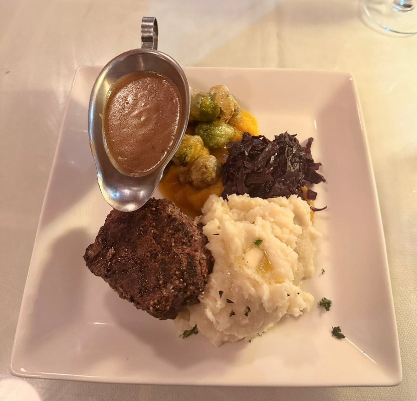 Resto Gare And Train Bar Bistro — best business dinner restaurants in Winnipeg, Summer 2026