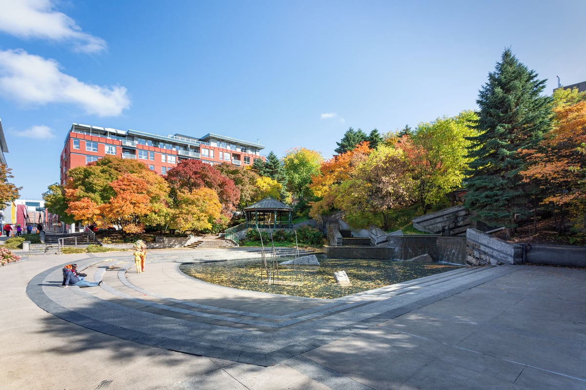 Saint-Roch Garden Stairs — best skyline views in Quebec City, Spring 2026