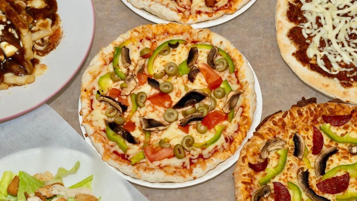 Season's Pizza photo 2