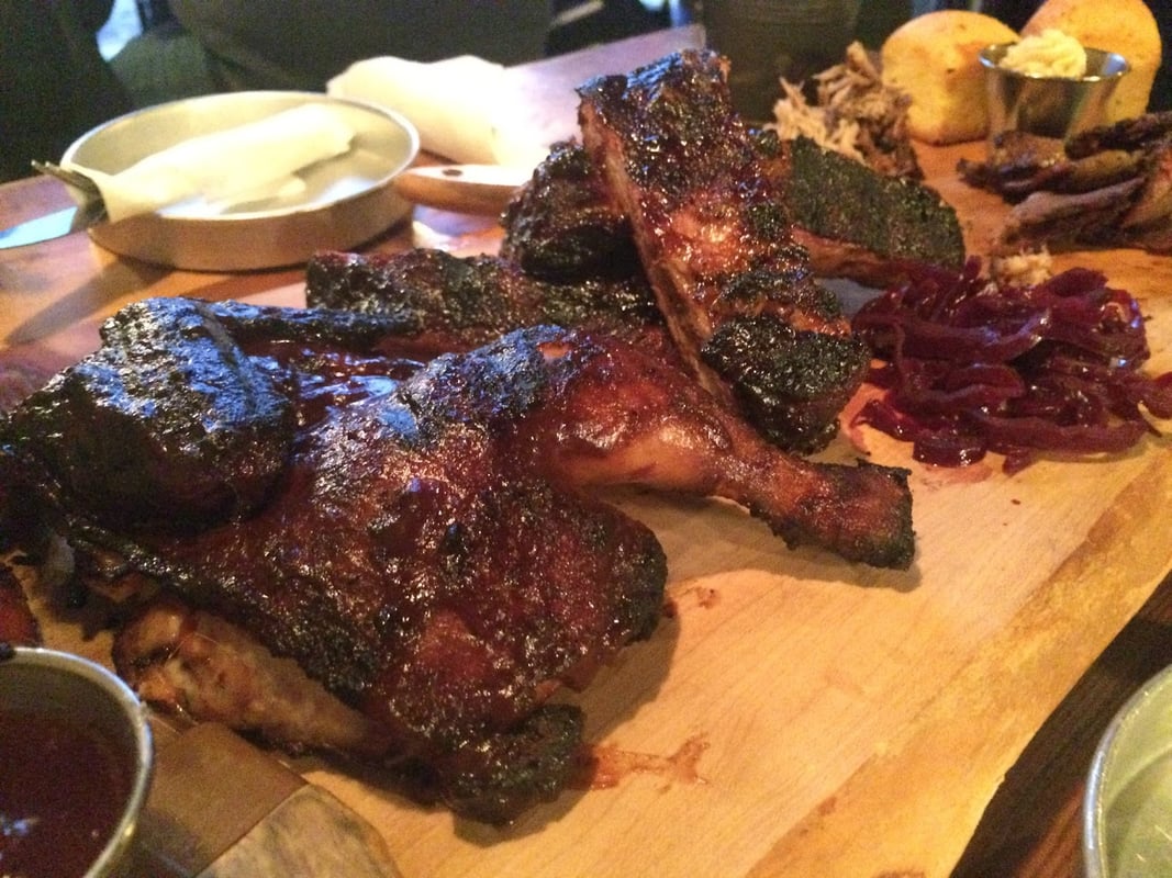 SmoQue N' Bones photo 5