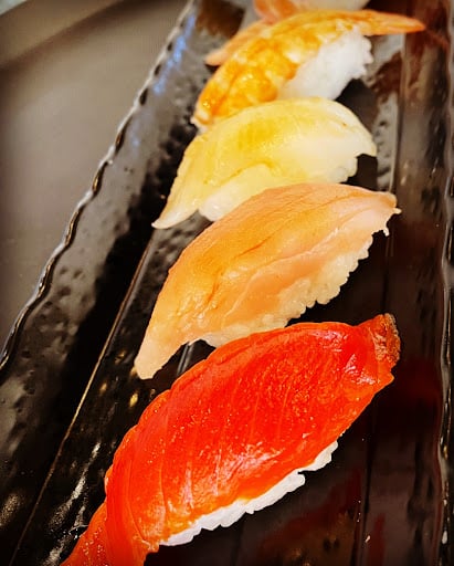 Sushi Flamingo Kitsilano Vancouver photo 3