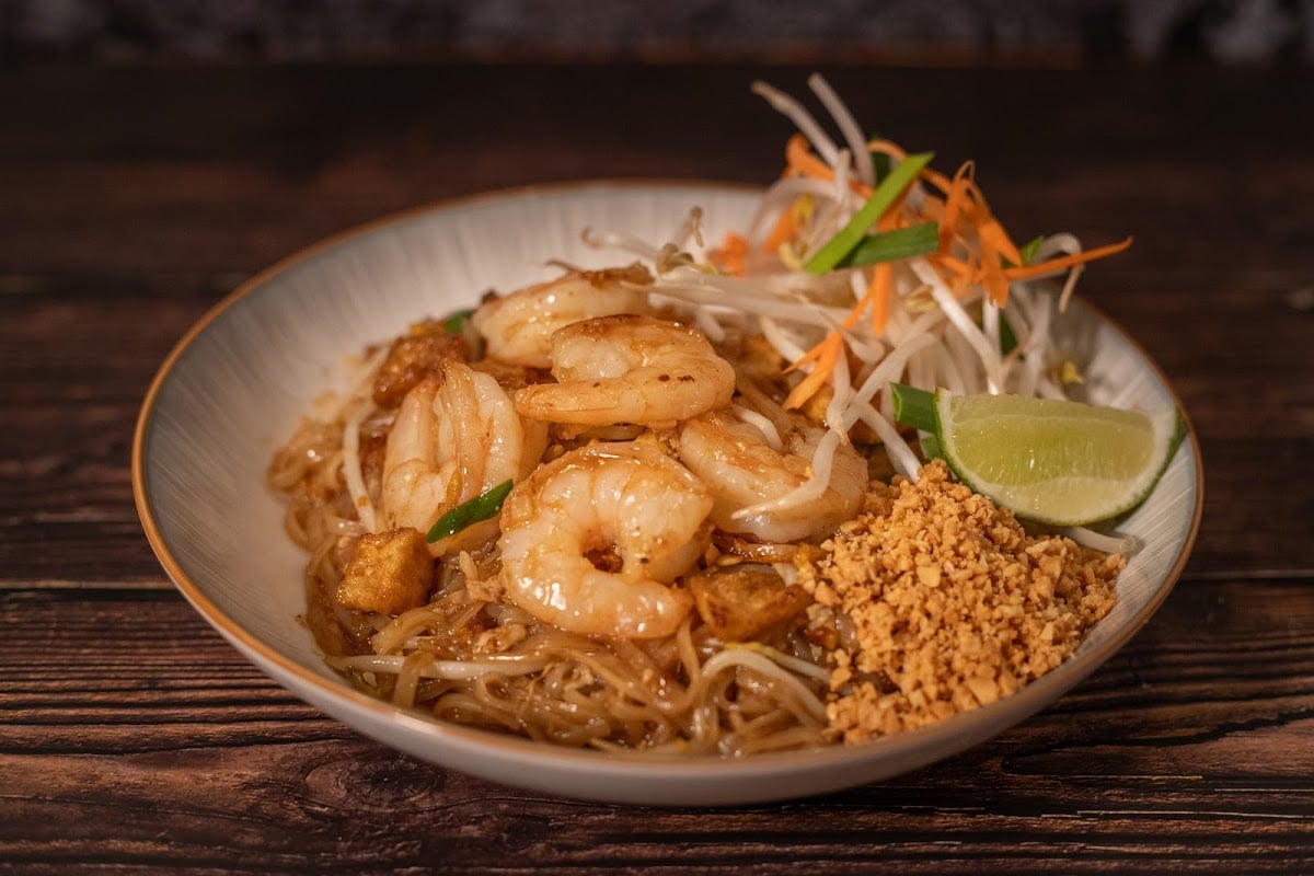 Thai Ni Yom (Thai Restaurant) photo 3