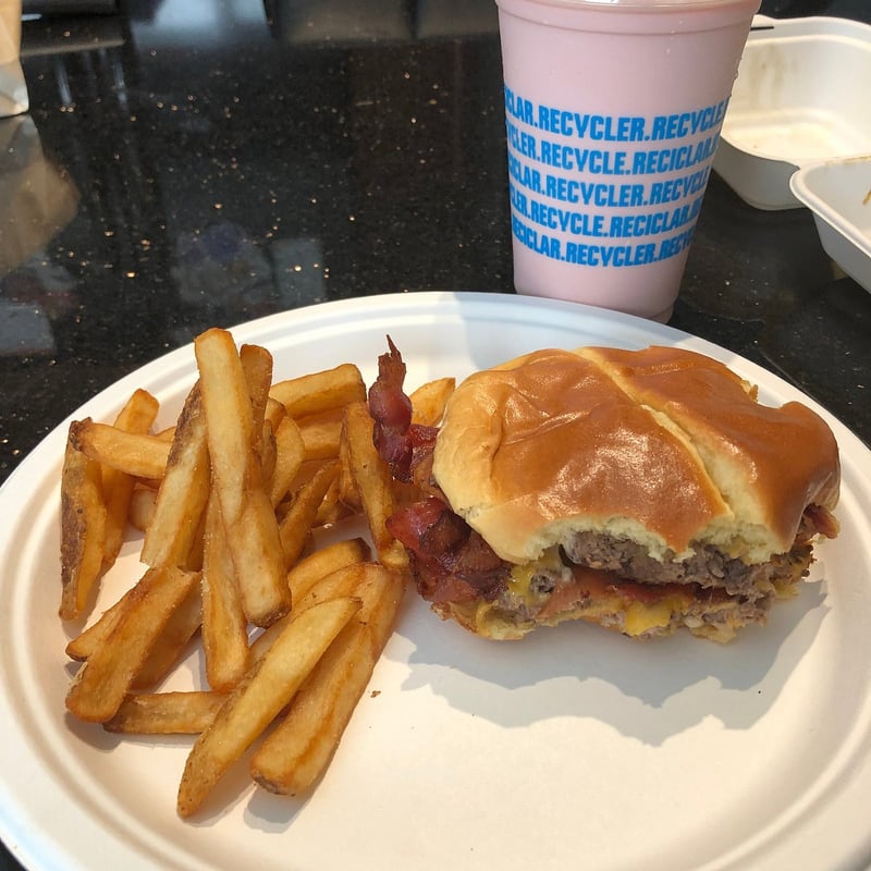 The North Star Drive-In — best burgers in Winnipeg, Spring 2026