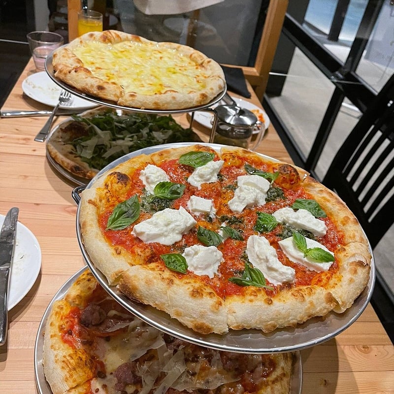 UNA pizza + wine Calgary: Bridgeland photo 2