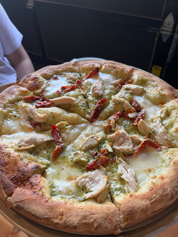 UNA pizza + wine Calgary: Bridgeland photo 3