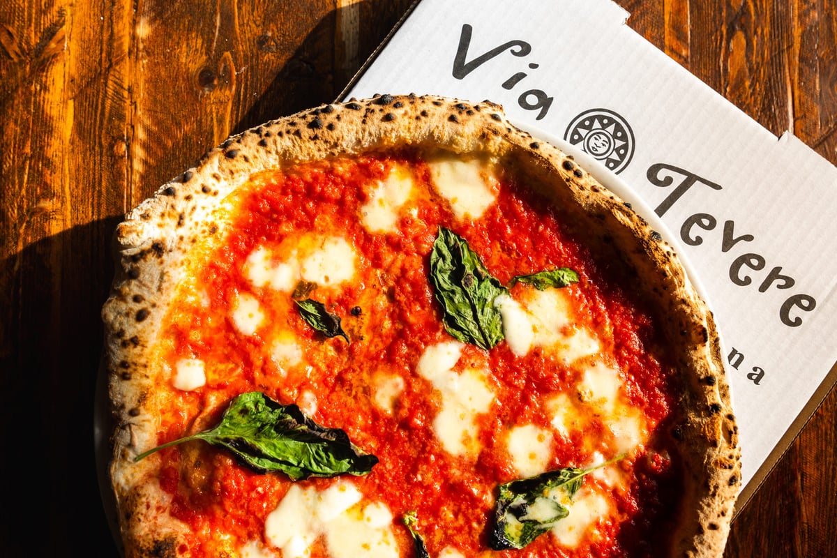 Via Tevere Pizzeria Victoria Drive photo 3