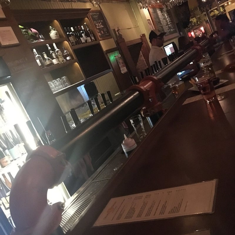 Vices & Versa — best craft breweries in Montreal, Spring 2026