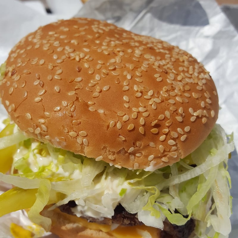 VJ's Drive Inn — best burgers in Winnipeg, Spring 2026