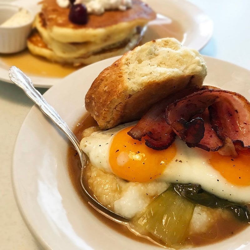 White Lily Diner photo 3