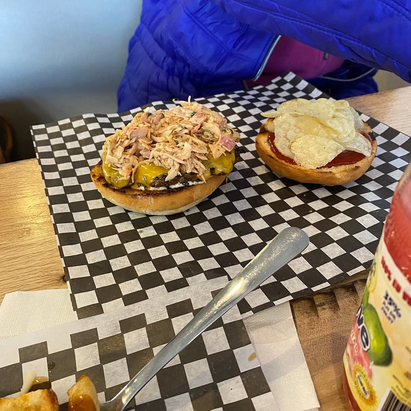YEG Burger photo 3