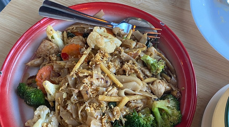 Yim Siam Thai Street Food photo 3